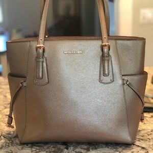Michael Kota Shoulder bag rose gold